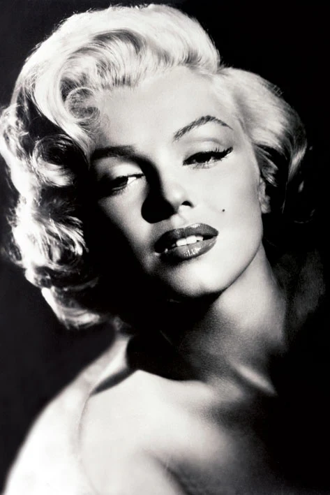 Marilyn Monroe Glamour